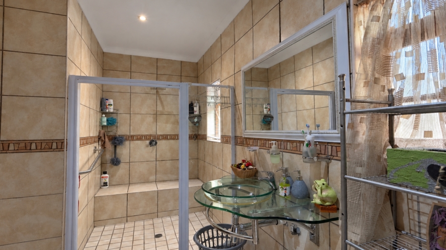 4 Bedroom Property for Sale in Marloth Park Mpumalanga