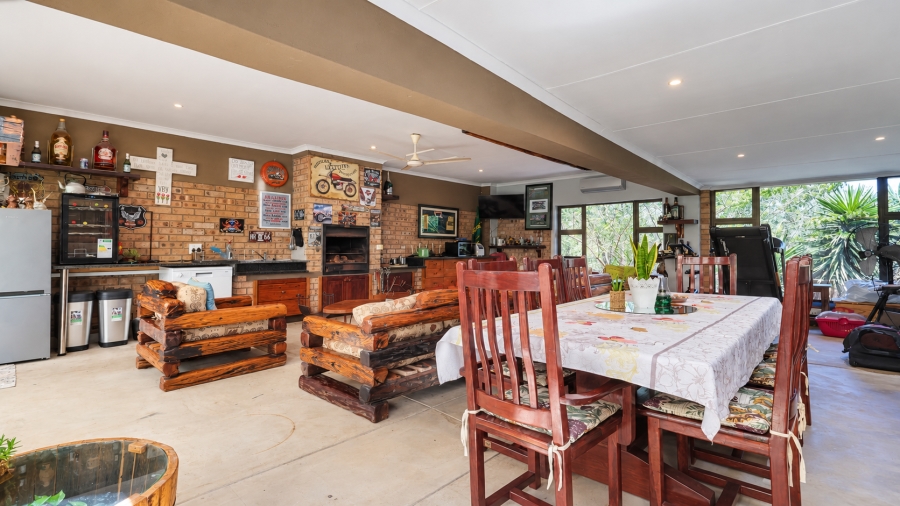 4 Bedroom Property for Sale in Marloth Park Mpumalanga
