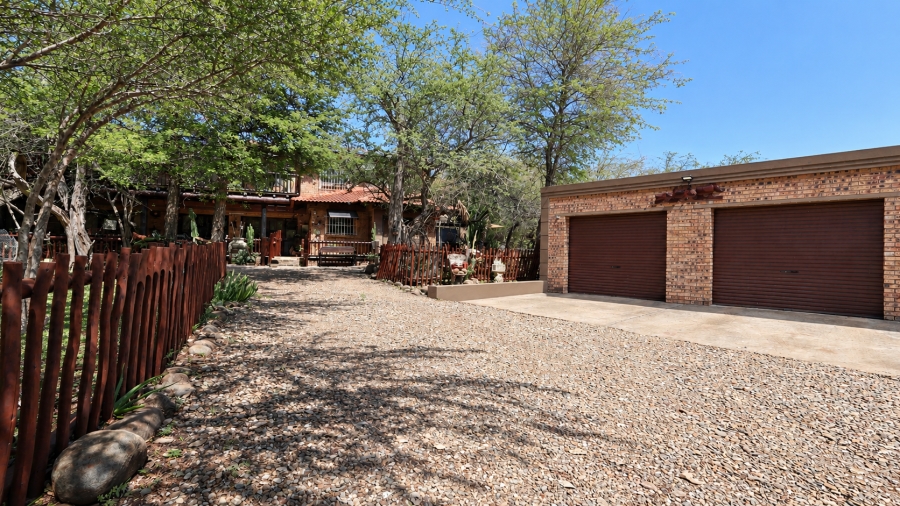 4 Bedroom Property for Sale in Marloth Park Mpumalanga