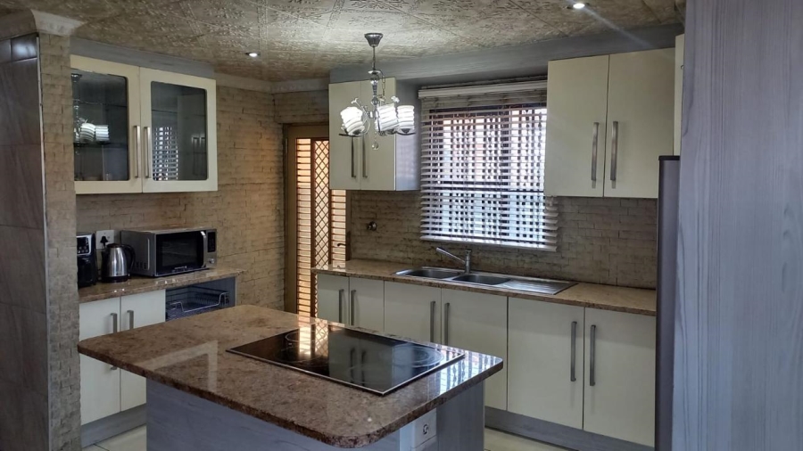 To Let 4 Bedroom Property for Rent in Duvha Park Mpumalanga