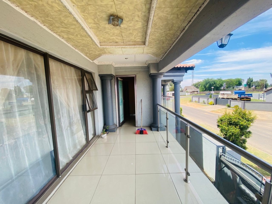 To Let 4 Bedroom Property for Rent in Duvha Park Mpumalanga