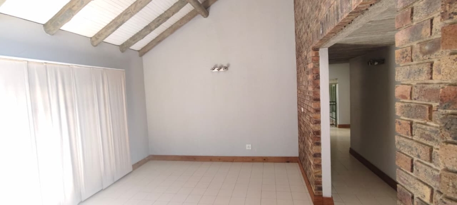 To Let 4 Bedroom Property for Rent in Steiltes Mpumalanga