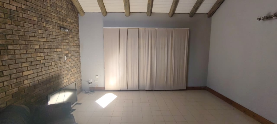 To Let 4 Bedroom Property for Rent in Steiltes Mpumalanga
