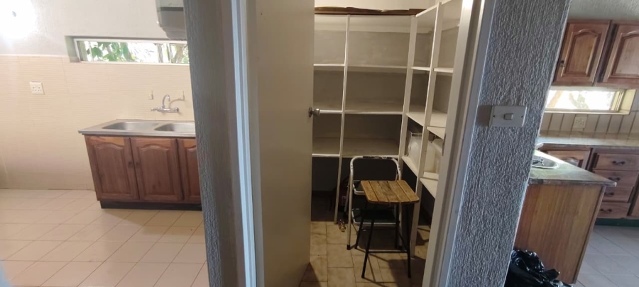 To Let 4 Bedroom Property for Rent in Steiltes Mpumalanga