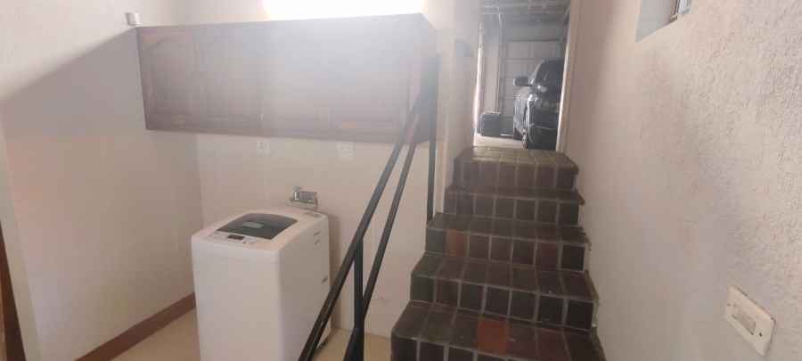 To Let 4 Bedroom Property for Rent in Steiltes Mpumalanga