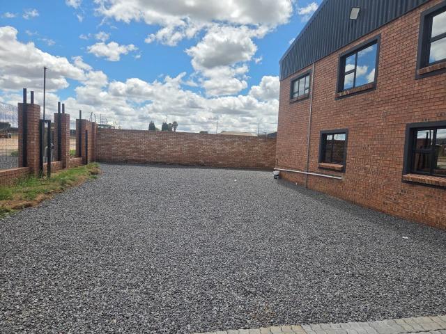 To Let Commercial Property for Rent in SAE Business Park Mpumalanga