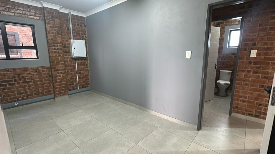 To Let Commercial Property for Rent in SAE Business Park Mpumalanga