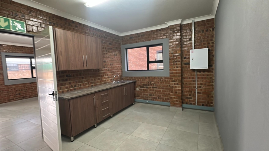To Let Commercial Property for Rent in SAE Business Park Mpumalanga
