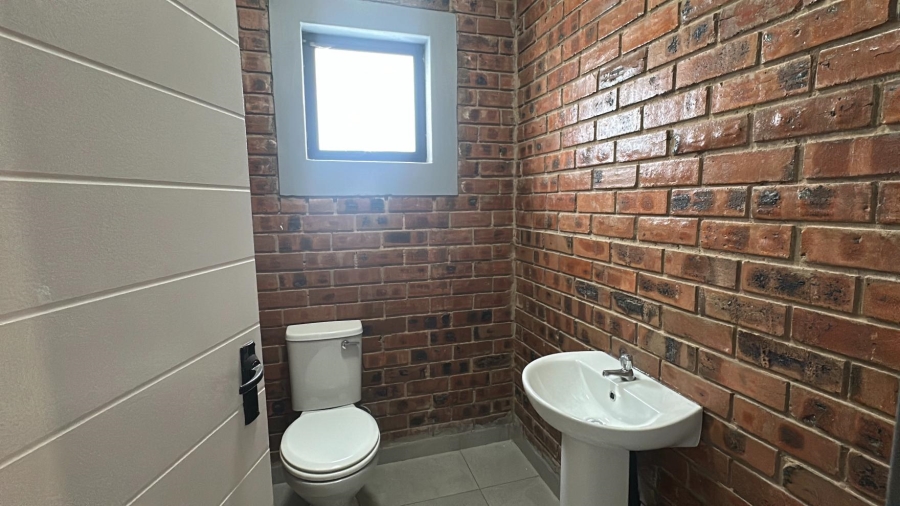 To Let Commercial Property for Rent in SAE Business Park Mpumalanga