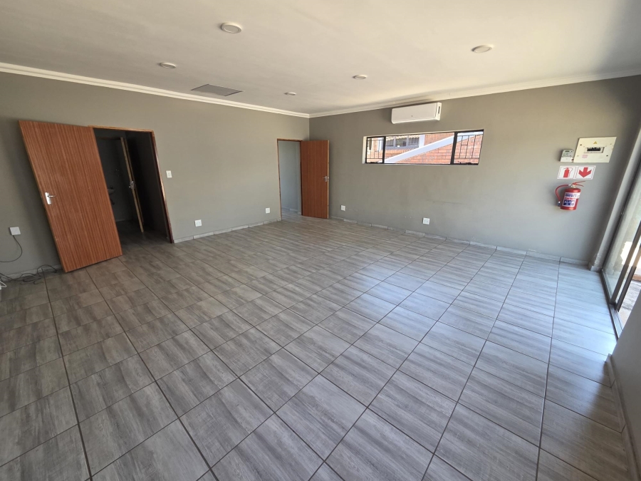 To Let Commercial Property for Rent in Middelburg Central Mpumalanga