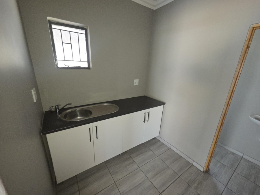 To Let Commercial Property for Rent in Middelburg Central Mpumalanga