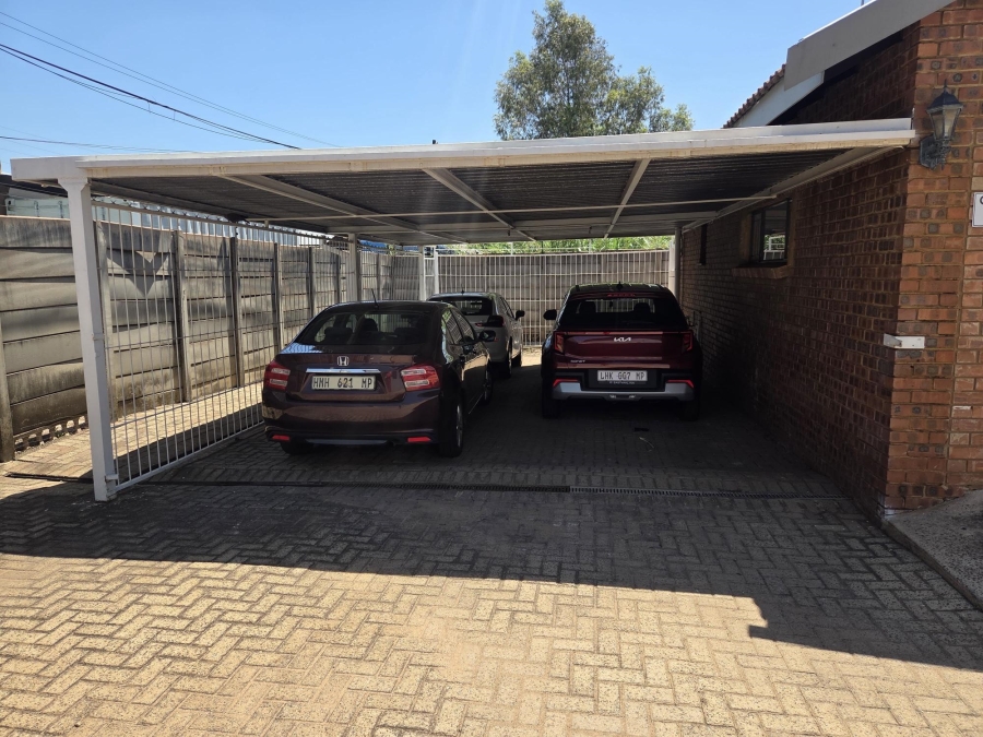 To Let Commercial Property for Rent in Middelburg Central Mpumalanga