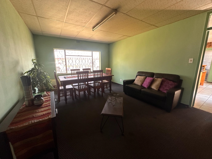 To Let Commercial Property for Rent in Vaalbank Mpumalanga