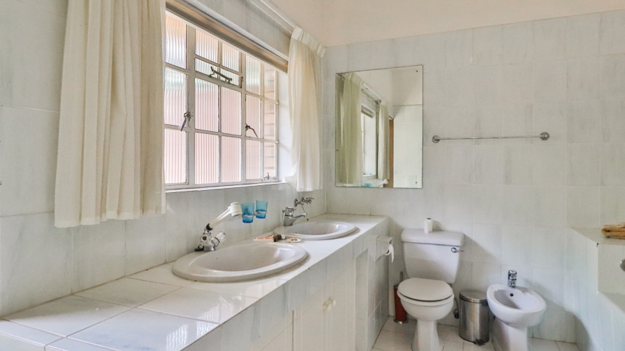 10 Bedroom Property for Sale in White River Ext 5 Mpumalanga