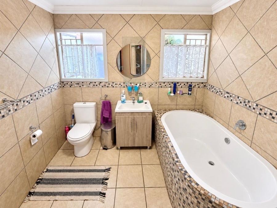 3 Bedroom Property for Sale in Secunda Mpumalanga