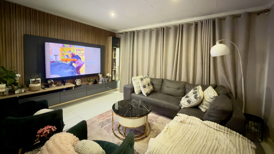 2 Bedroom Property for Sale in Secunda Mpumalanga