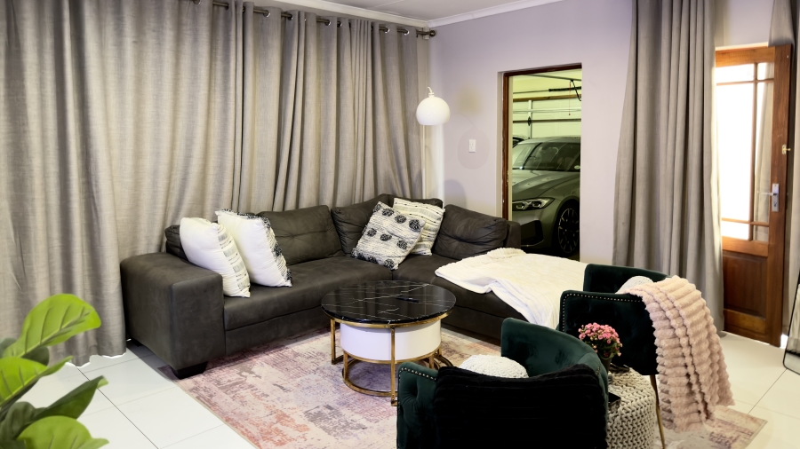 2 Bedroom Property for Sale in Secunda Mpumalanga
