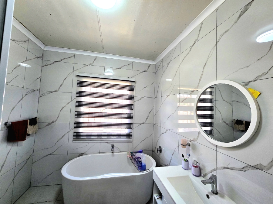 3 Bedroom Property for Sale in Witbank Ext 10 Mpumalanga