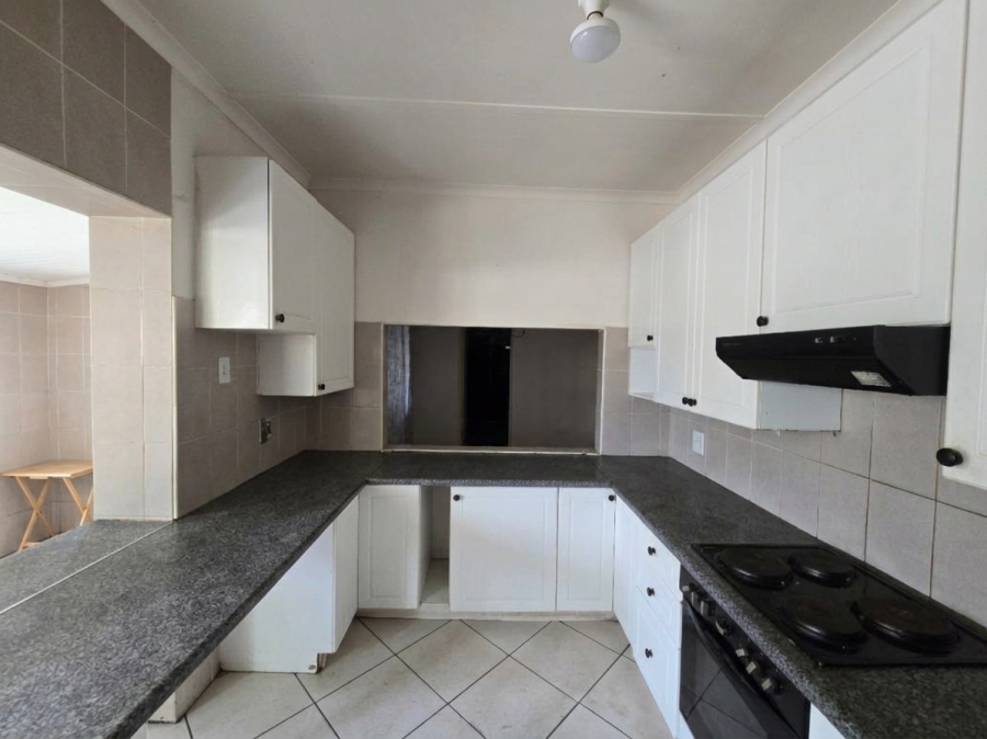 6 Bedroom Property for Sale in Tasbet Park Mpumalanga