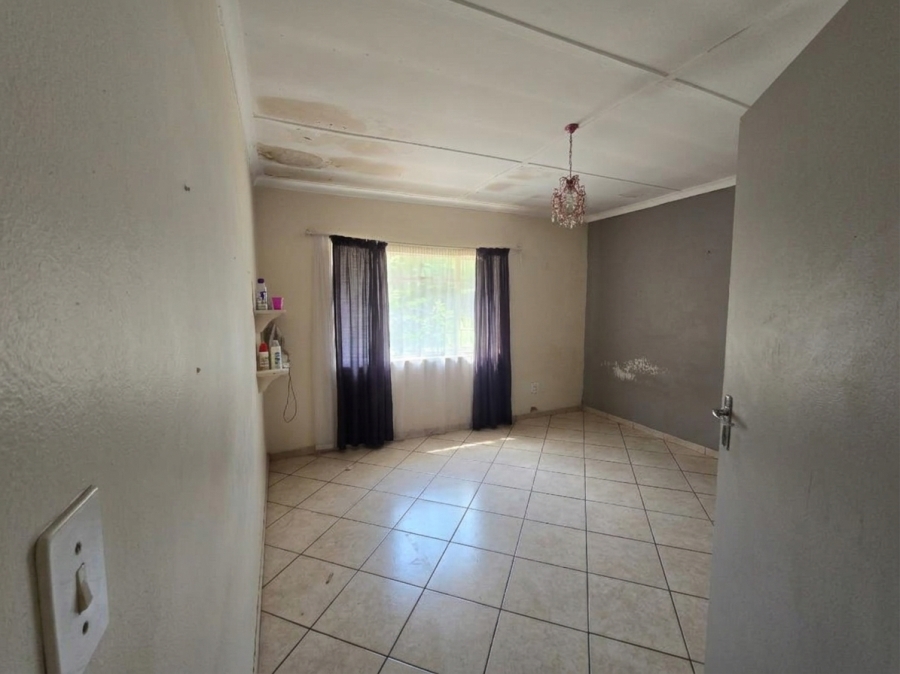 6 Bedroom Property for Sale in Tasbet Park Mpumalanga