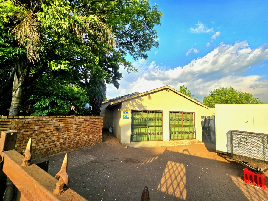 6 Bedroom Property for Sale in Tasbet Park Mpumalanga
