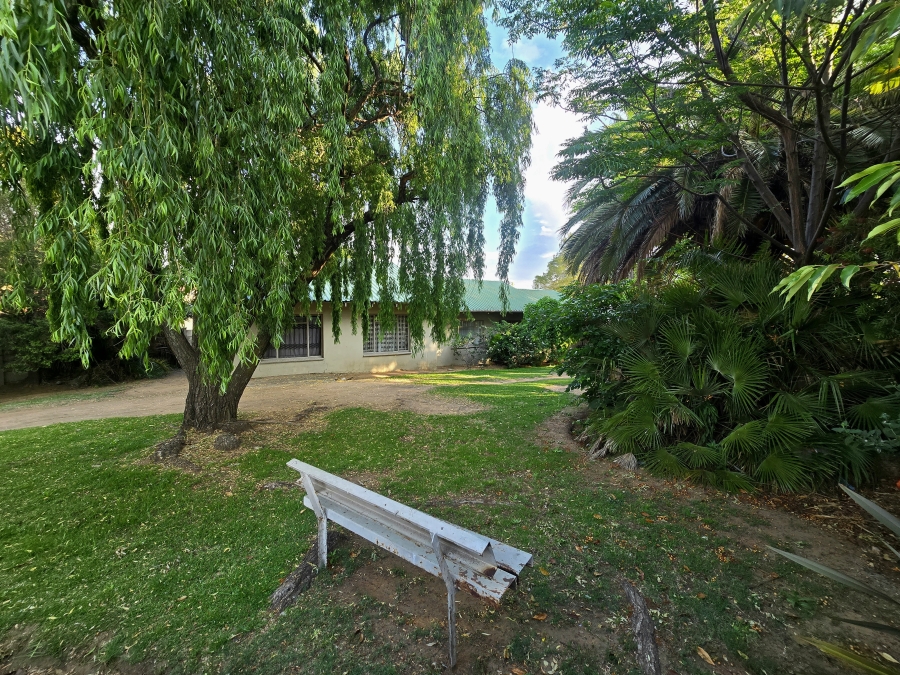 6 Bedroom Property for Sale in Tasbet Park Mpumalanga