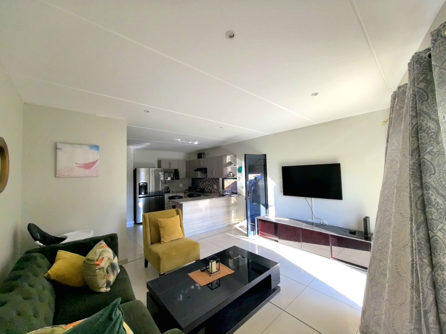 3 Bedroom Property for Sale in Jackaroo Park Mpumalanga