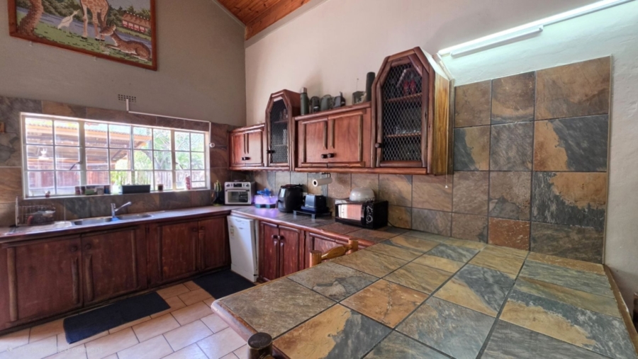 5 Bedroom Property for Sale in Marloth Park Mpumalanga