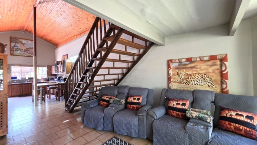 5 Bedroom Property for Sale in Marloth Park Mpumalanga