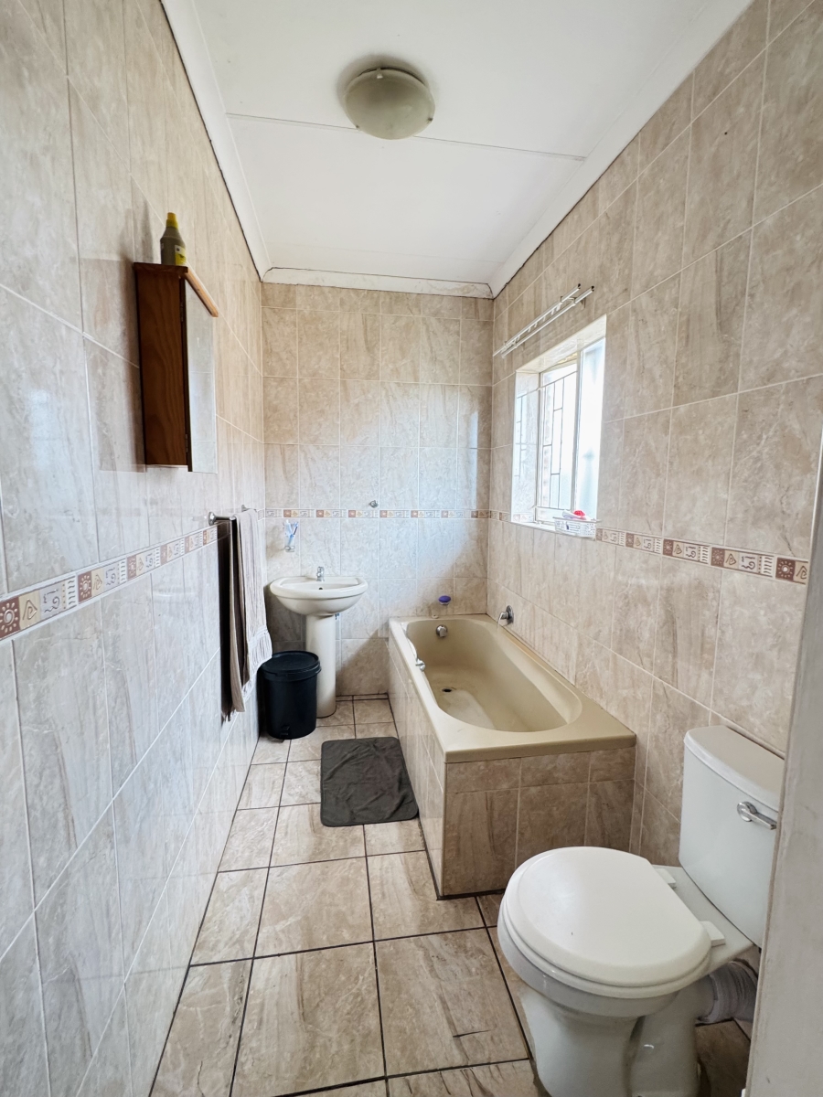 3 Bedroom Property for Sale in Ben Fleur Mpumalanga