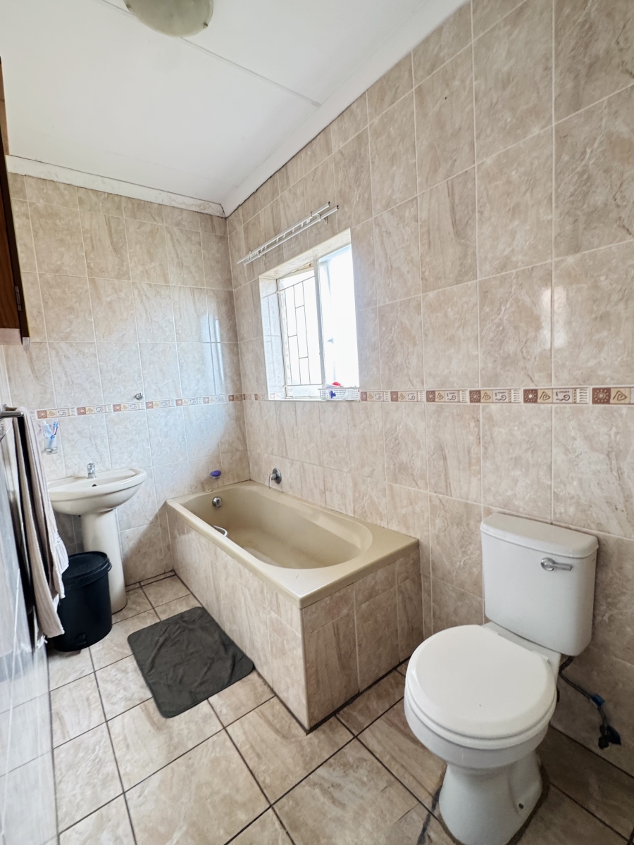 3 Bedroom Property for Sale in Ben Fleur Mpumalanga