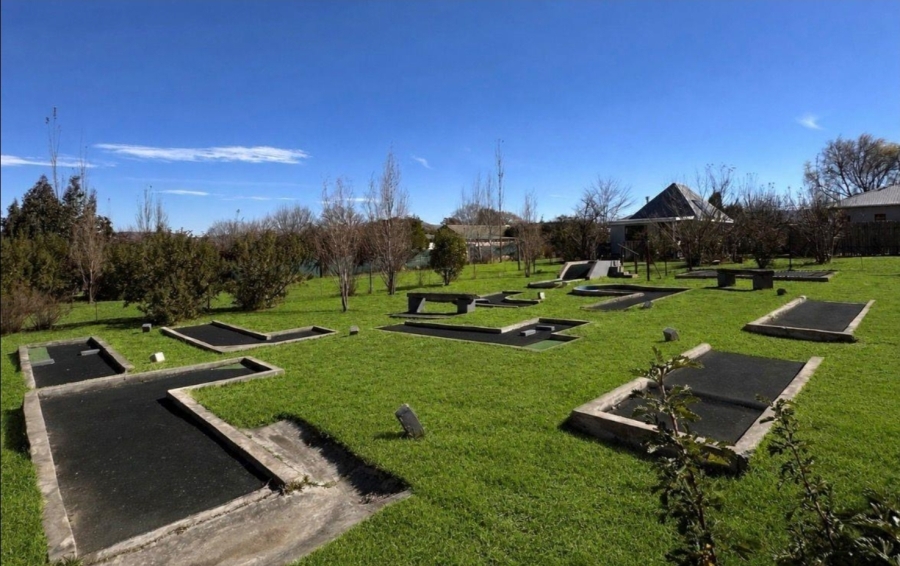 6 Bedroom Property for Sale in Wakkerstroom Mpumalanga