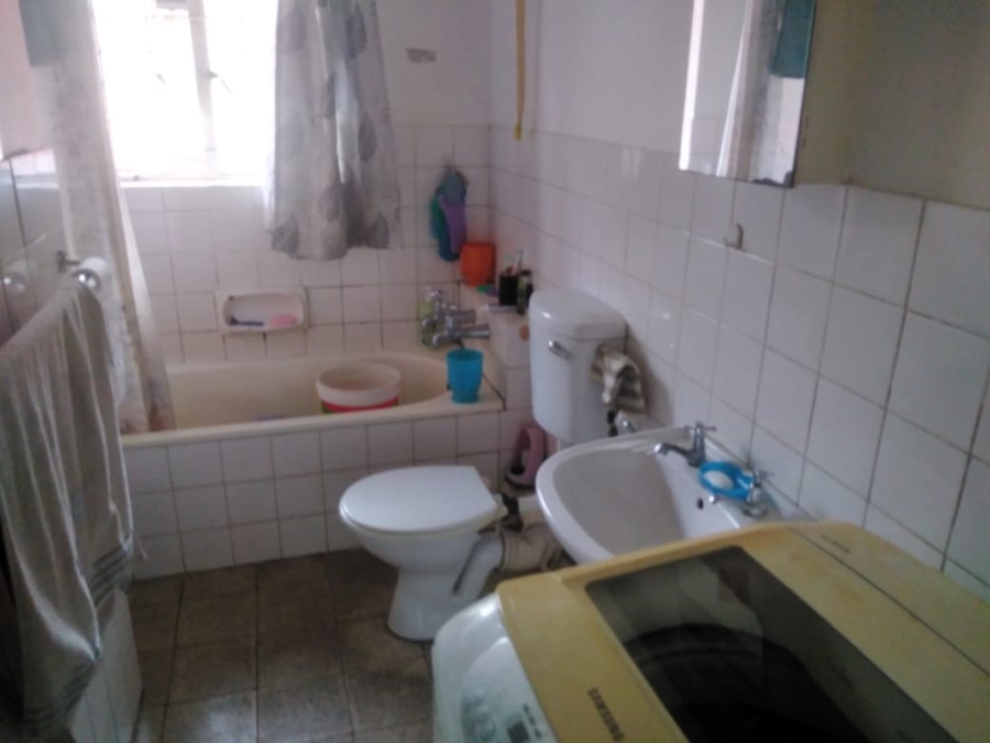 1 Bedroom Property for Sale in White River Mpumalanga