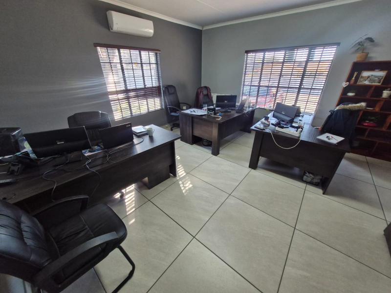 Commercial Property for Sale in Die Heuwel Ext 4 Mpumalanga