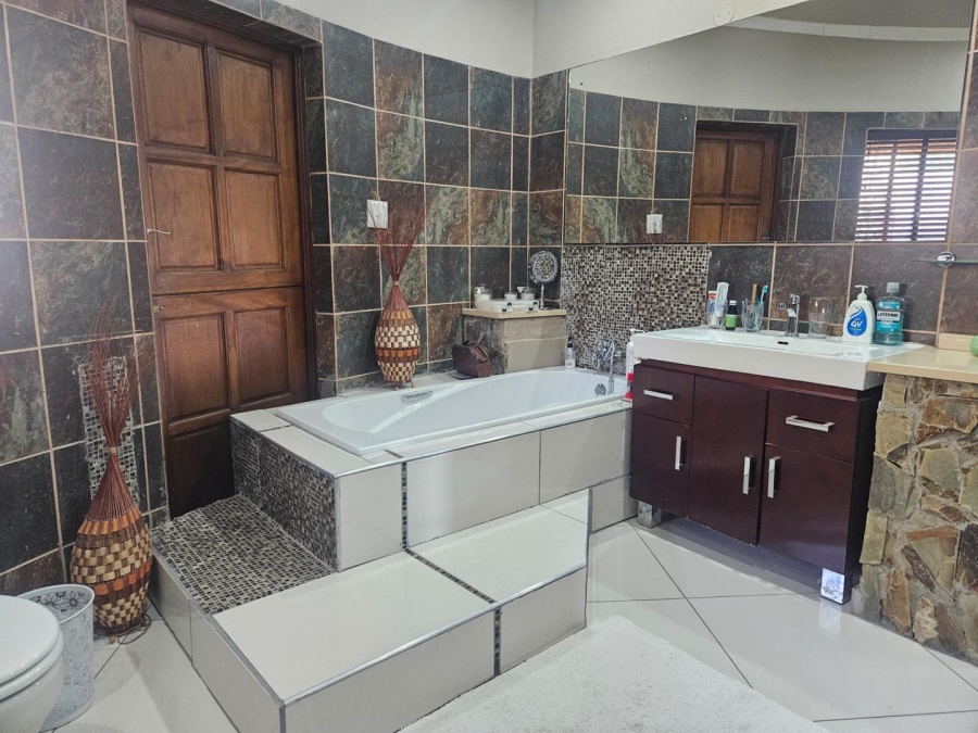 3 Bedroom Property for Sale in Avontuur Mpumalanga