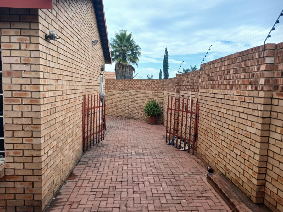 3 Bedroom Property for Sale in Reyno Ridge Mpumalanga