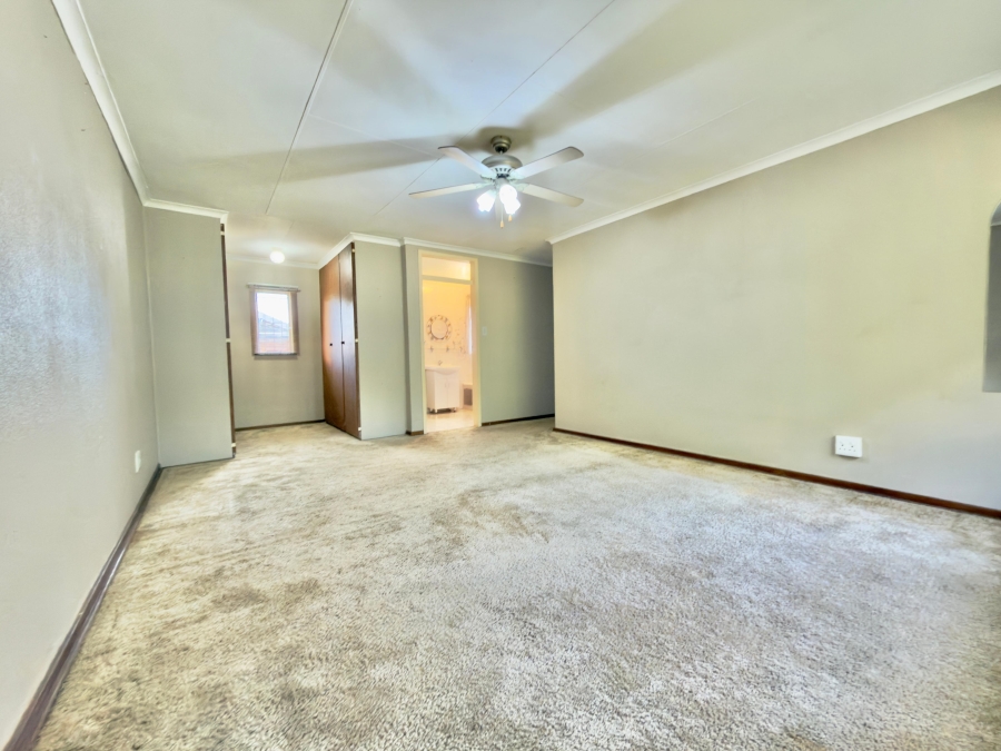 4 Bedroom Property for Sale in Secunda Mpumalanga