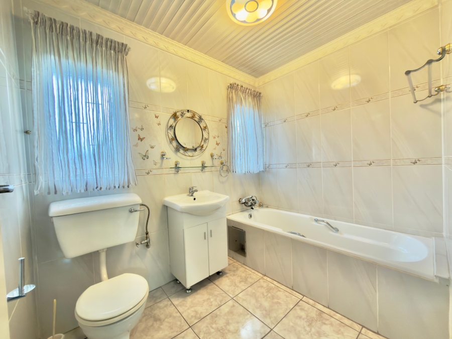4 Bedroom Property for Sale in Secunda Mpumalanga
