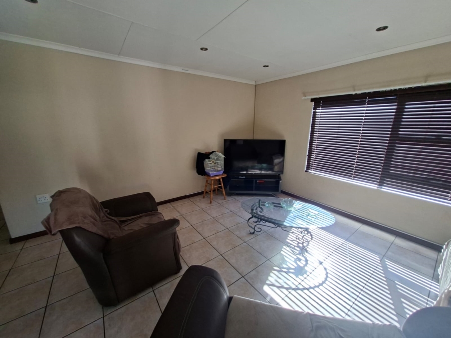 3 Bedroom Property for Sale in Secunda Mpumalanga