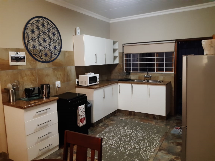 6 Bedroom Property for Sale in Nelspruit Ext 5 Mpumalanga