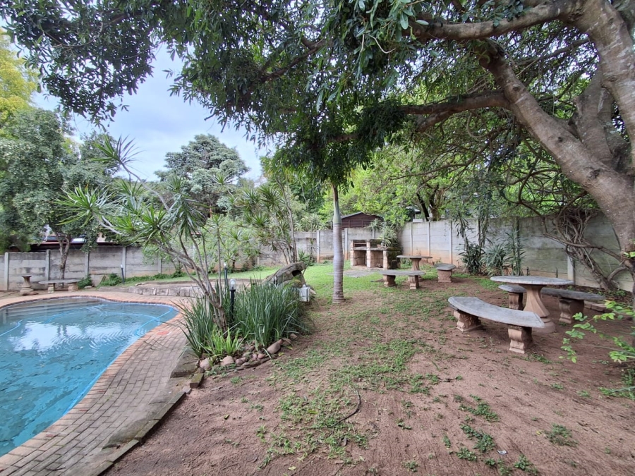 6 Bedroom Property for Sale in Nelspruit Ext 5 Mpumalanga