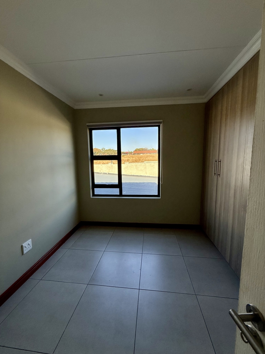 To Let 3 Bedroom Property for Rent in Ben Fleur Mpumalanga