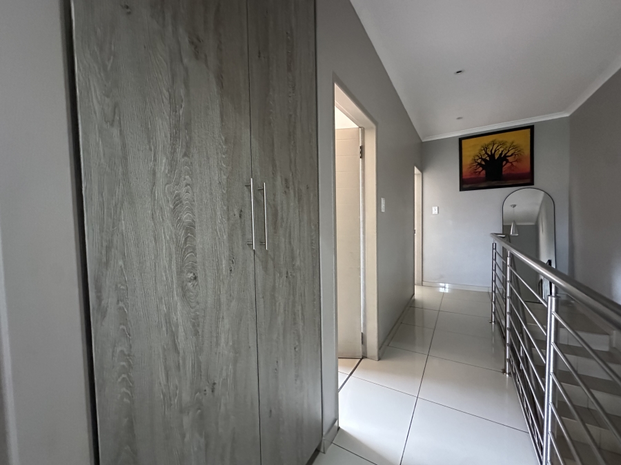3 Bedroom Property for Sale in Jackaroo Park Mpumalanga