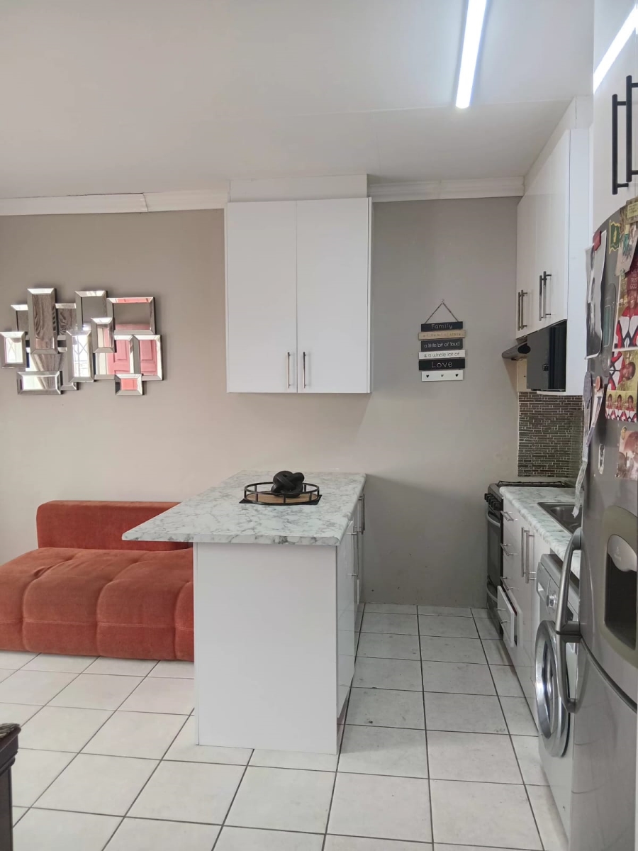 To Let 3 Bedroom Property for Rent in Terra Nova Mpumalanga