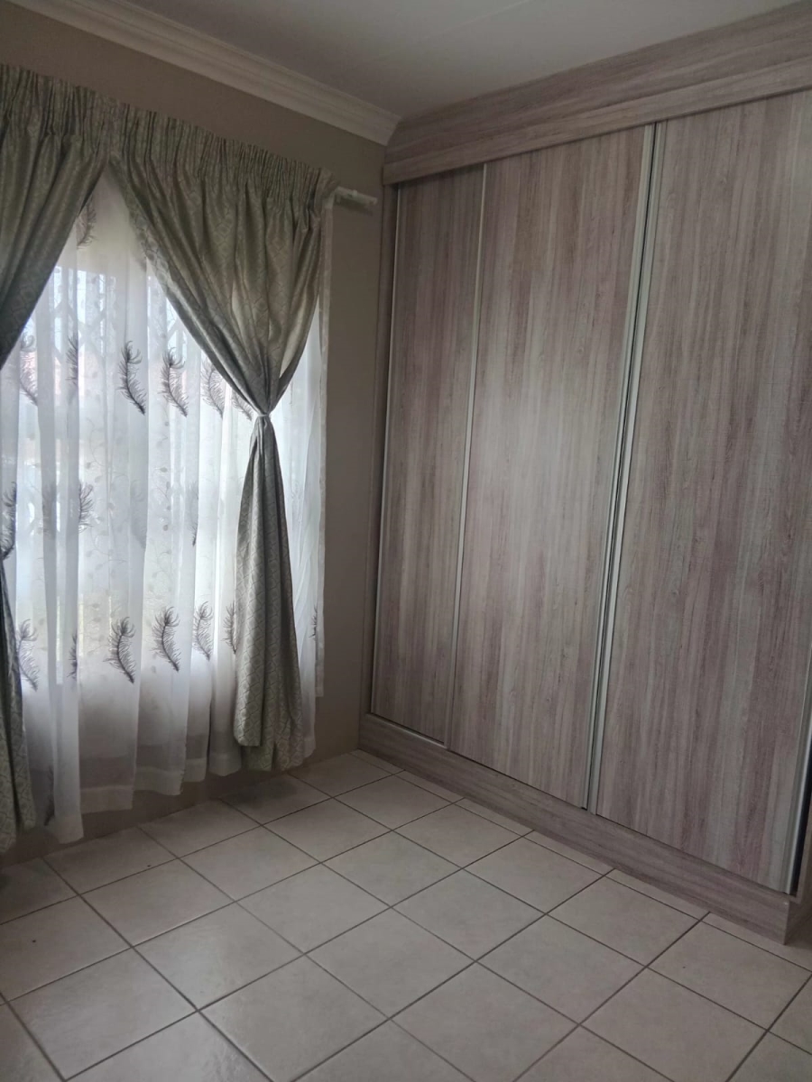 To Let 3 Bedroom Property for Rent in Terra Nova Mpumalanga
