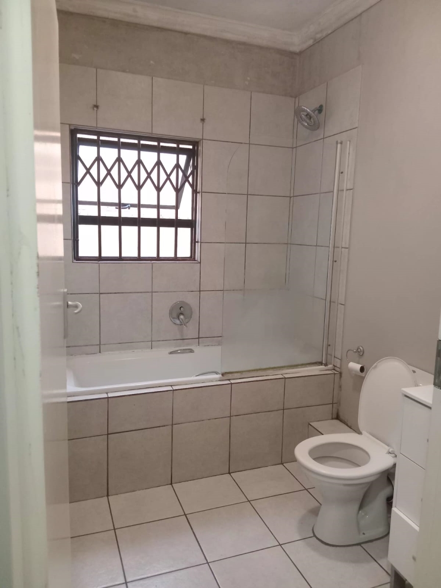 To Let 3 Bedroom Property for Rent in Terra Nova Mpumalanga