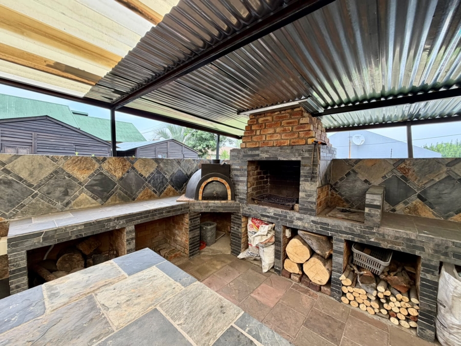 4 Bedroom Property for Sale in Secunda Mpumalanga