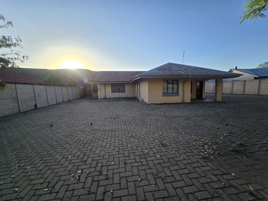 11 Bedroom Property for Sale in Witbank Ext 8 Mpumalanga