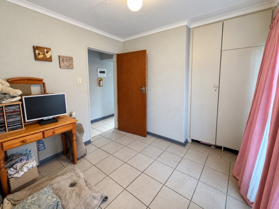 2 Bedroom Property for Sale in Witbank Ext 10 Mpumalanga
