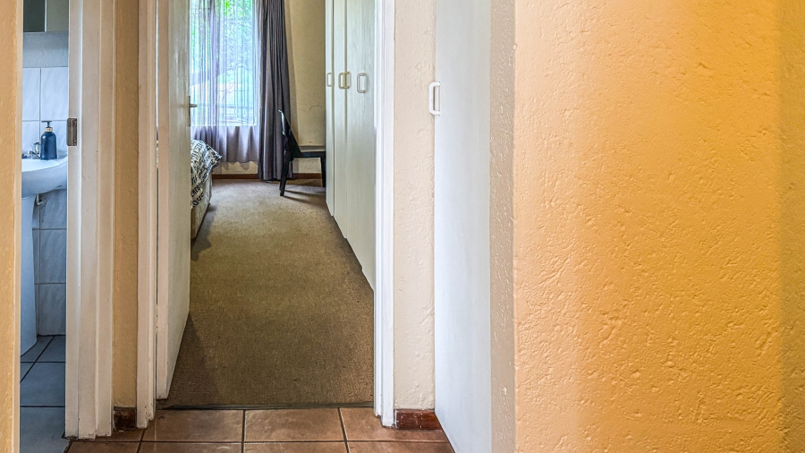 2 Bedroom Property for Sale in Sonheuwel Ext 1 Mpumalanga